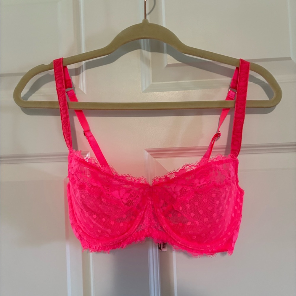 Victoria Secret push-up unlined bra